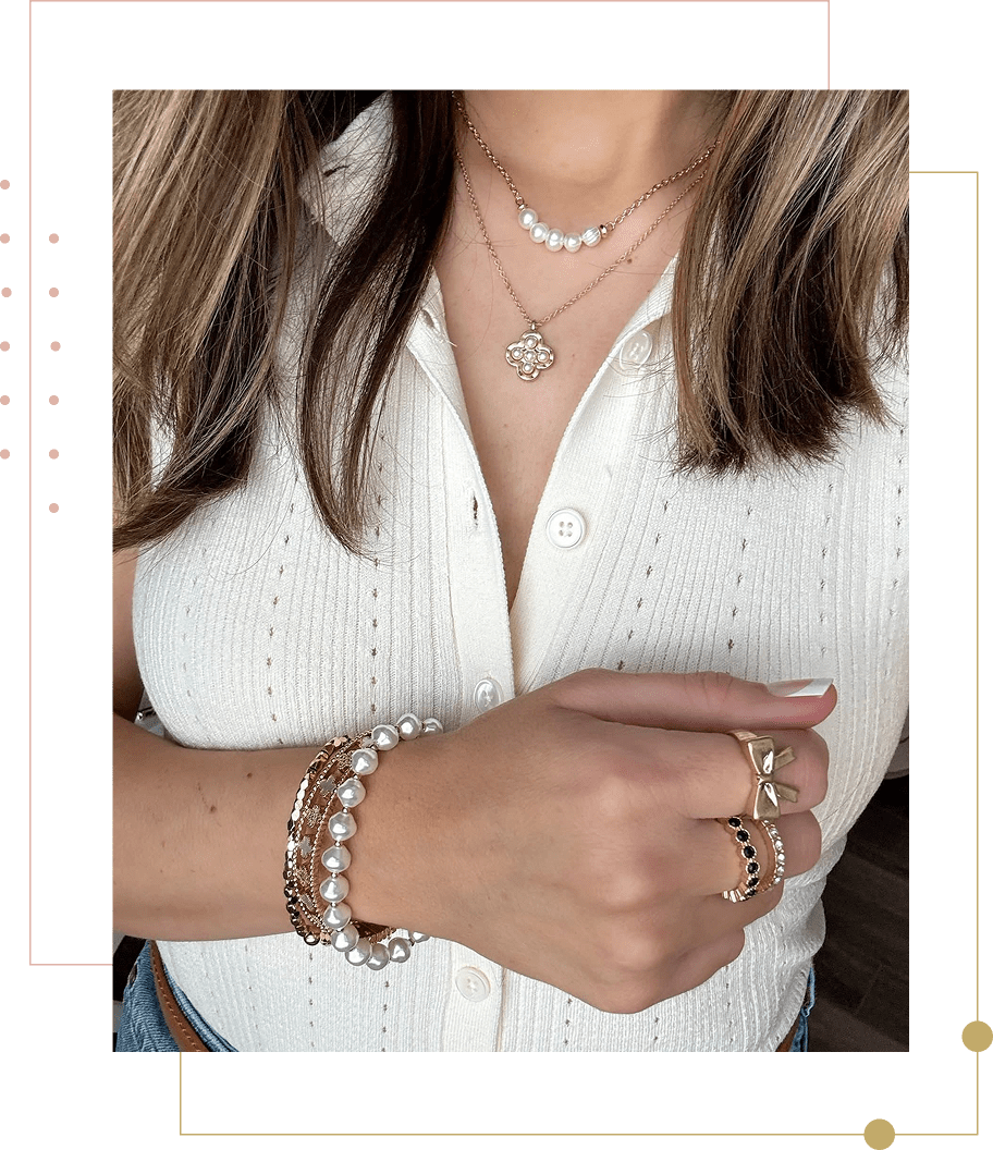 Stylish gold rings and accessories